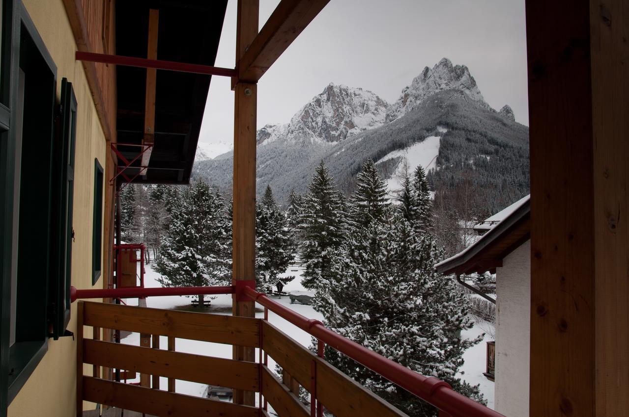 Appartamenti Residence La Roggia Pozza di Fassa Eksteriør billede